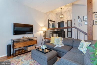 120 Roberts Ln unit 100, Alexandria, VA 22314 - photo 4