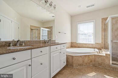 42589 Voormeade Terrace, Chantilly, VA 20152 - photo 5
