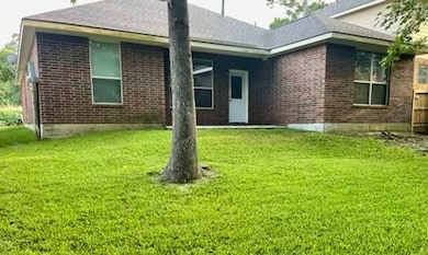 103 W Spindle Tree Cir, the Woodlands, TX 77382 - photo 5