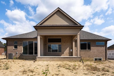 18213 Stallman Dr unit 137, Macomb Township, MI 48044 - photo 4