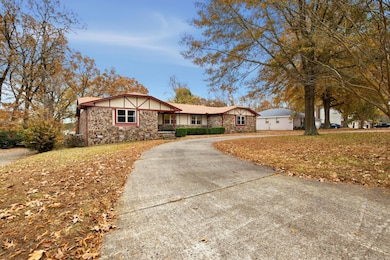 716 Adams Dr, Jacksonville, AR 72076 - photo 2