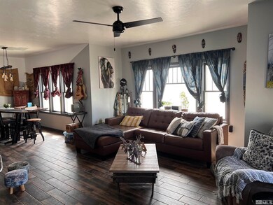 404 Monroe St, Winnemucca, NV 89445 - photo 3