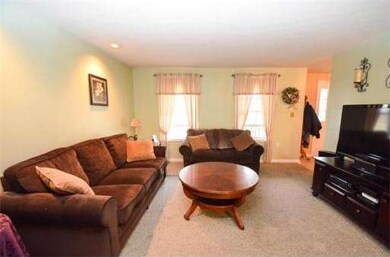 2 Sunflower Ln, Londonderry, NH 03053 - photo 7