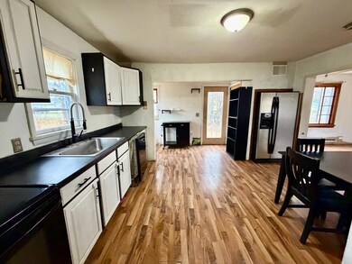 222 W Woodrow St, Grygla, MN 56727 - photo 5