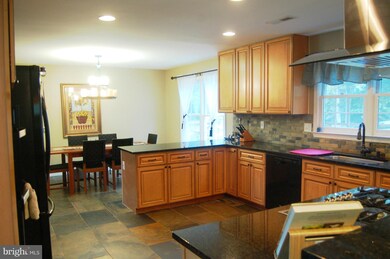 6378 Etheridge Ln, Manassas, VA 20112 - photo 4