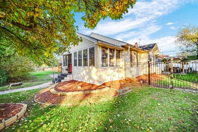 4327 Washington St, Gary, IN 46408 - photo 3