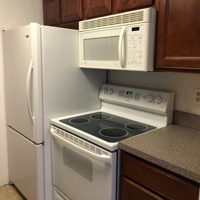 135 Grove St unit 141, Rockland, MA 02370 - photo 3