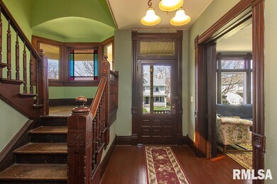 529 W 14th St, Davenport, IA 52803 - photo 4