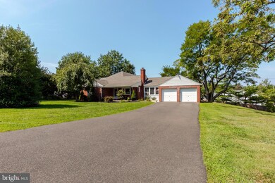 1600 Clearview Rd, Lansdale, PA 19446 - photo 2