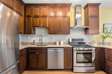 10 Campbell Park unit 10, Somerville, MA 02144 - photo 6