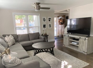 17 Jasper St, Saugus, MA 01906 - photo 2