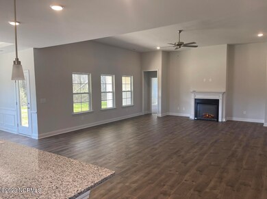 B2C33A79-3E41-46FE-8193-78AD1825E89E