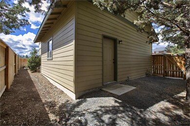 61150 Cone Flower St, Bend, OR 97702 - photo 3