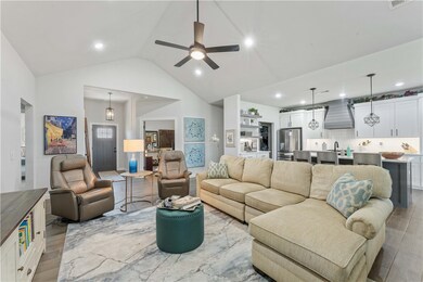 810 Bob Glen Cir, Centerton, AR 72719 - photo 4