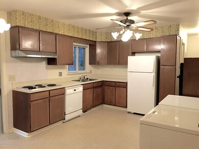 3723 Weger Place, Lansing, MI 48910 - photo 6