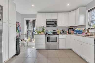 818 Kaye St, West Palm Beach, FL 33405 - photo 5