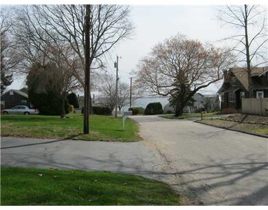 67 Hess Ave, Warwick, RI 02889 - photo 4