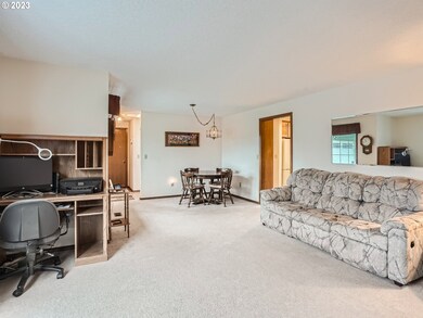 1805 SW 26th St, Troutdale, OR 97060 - photo 6