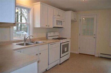 19 Verne St, Brockton, MA 02301 - photo 5