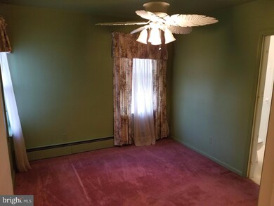 2140 Valley Rd, Berkeley Springs, WV 25411 - photo 6