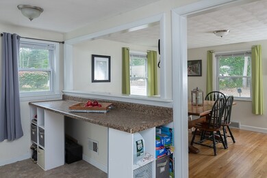 171 Pleasant St, Rockland, MA 02370 - photo 5