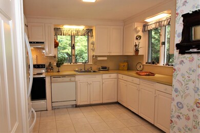 10 Cotuit Bay Dr, Cotuit, MA 02635 - photo 7