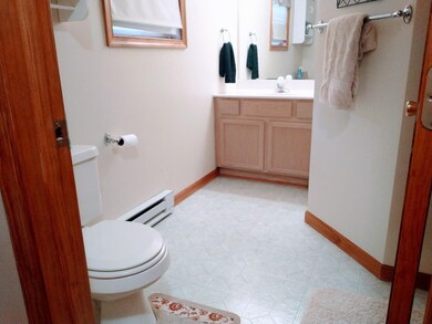 122 Surrey Dr, Lords Valley, PA 18428 - photo 7