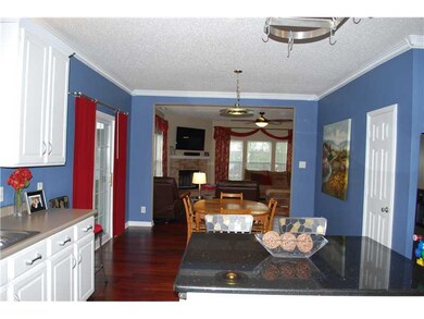 10418 Corning Way, Fishers, IN 46038 - photo 5