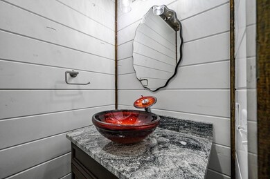 870 W Eagle Mountain Trail, Broken Bow, OK 74728 - photo 6