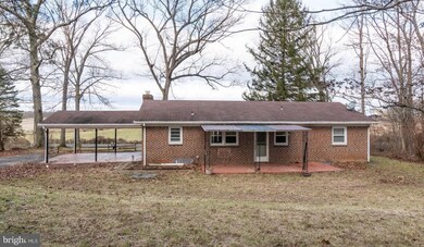 5831 White Rock Rd, Sykesville, MD 21784 - photo 2