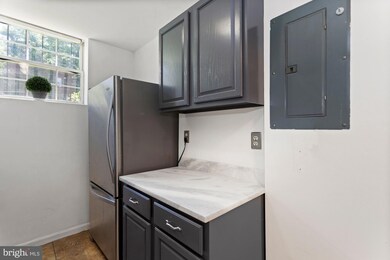 11 46th St SE unit B1, Washington, DC 20019 - photo 7