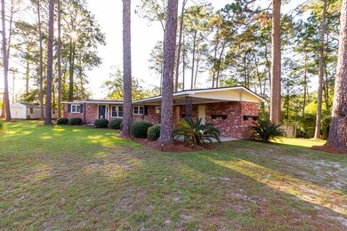 268 Silver Lake Cir, Sylvester, GA 31791 - photo 2