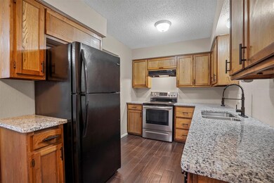 7734 Jamie Renee Ln, North Richland Hills, TX 76182 - photo 6