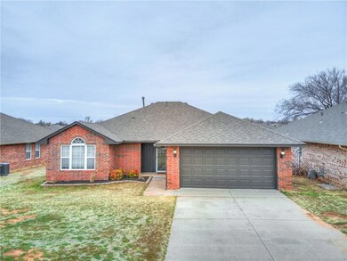 925 Eagle Cliff Dr, Norman, OK 73072 - photo 2