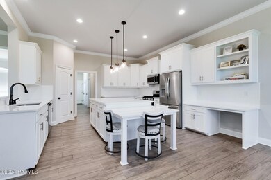 6-web-or-mls-419 Archer St-10