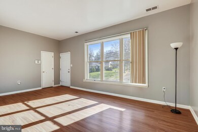 8302 Legation Rd, New Carrollton, MD 20784 - photo 6