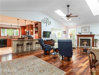 26 Park Ave, Asheville, NC 28803 - photo 5
