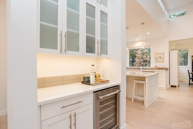 19492 Bainbridge Ct, Bend, OR 97702 - photo 7