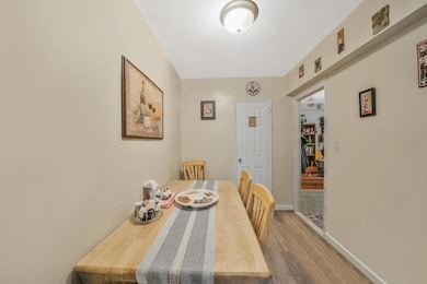 Dara Gardens unit 4B, Flushing, NY 11367 - photo 3