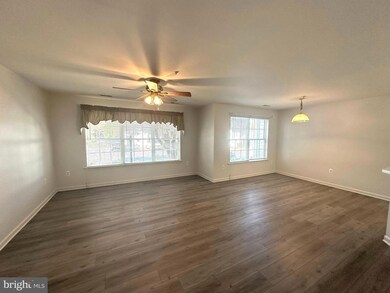 2031 Windsong Dr unit 1C, Hagerstown, MD 21740 - photo 3