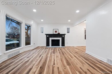 19184 Marlowe St, Detroit, MI 48235 - photo 4