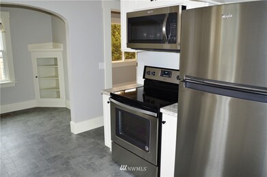 710 N Baker Ave, East Wenatchee, WA 98802 - photo 5