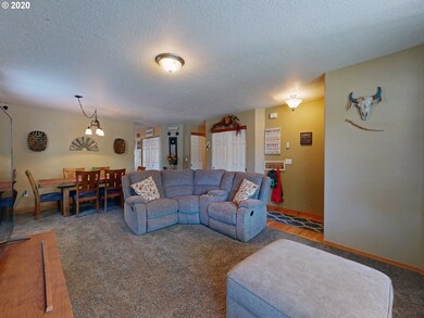 Living Room/Dining Room