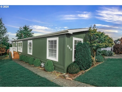 809 SW Crestview Way, Troutdale, OR 97060 - photo 2