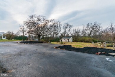 161 Libby Ann Dr, Bunker Hill, WV 25413 - photo 4