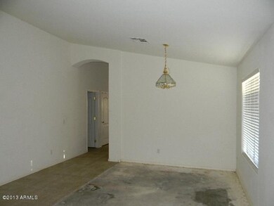 Living-Dining 1