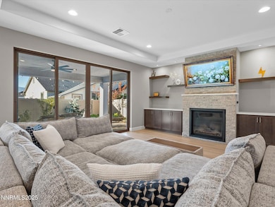 08-11167 Grazing Cattle Ln-118