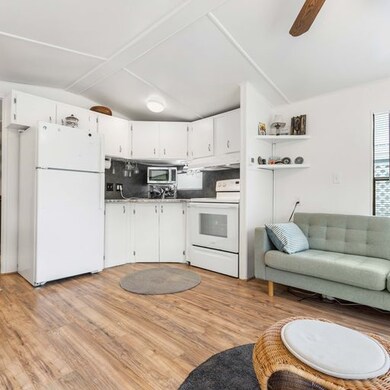 3223 N Lockwood Ridge Rd unit 210, Sarasota, FL 34234 - photo 2