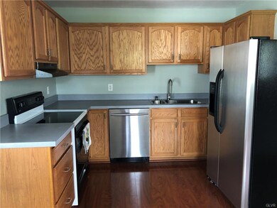 3707 Greenway St, Easton, PA 18045 - photo 5