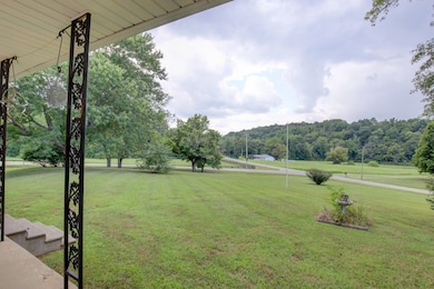 5581 Bryant Hollow Rd, Cunningham, TN 37052 - photo 3